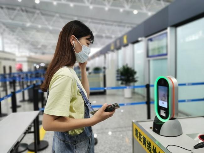屈曲成圆日月形五体投地皆有凭举首翘项伸长什么生肖请全面2释义、解释与落实、构建解答解释落实